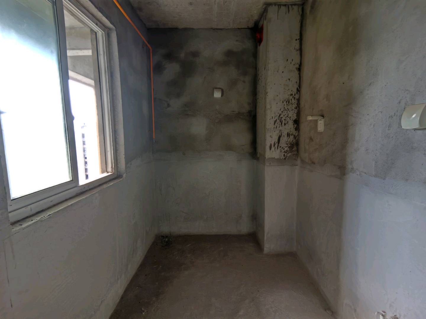 绵阳安州区 欧洲花园 清水大四室 使用面积130赶紧尾号 绵阳二手房