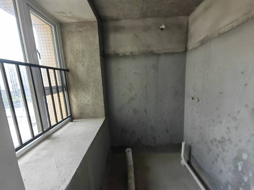 绵阳朝南安静舒适阔居感十足电梯入户电梯梯控 绵阳二手房