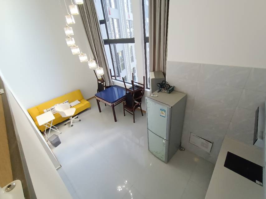 绵阳朗基·天域 loft，2室2厅1卫，39㎡，租金1600元/月 绵阳租房