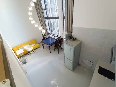 朗基·天域 loft，2室2厅1卫，39㎡，租金1600元/月