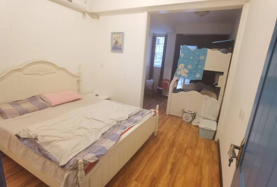 绵阳龙苑新区，3室2厅2卫，111.7㎡，售价60万 绵阳二手房