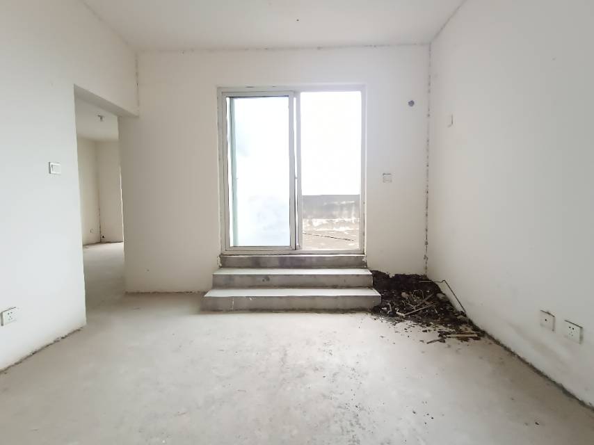 绵阳枫璟398 F区，3室2厅2卫，114㎡，售价121万 绵阳二手房