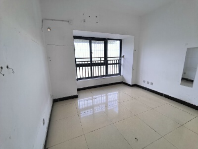 涪城区学区房|次新小区/套三双卫/首付16万|