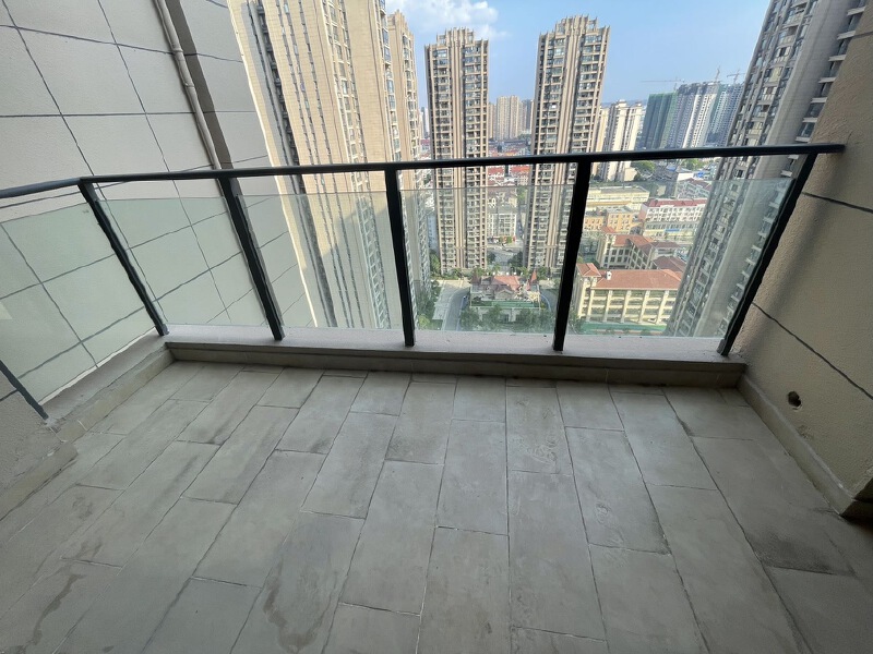 绵阳一号桥片区 恒大翡翠华庭三房2800元/月 绵阳租房