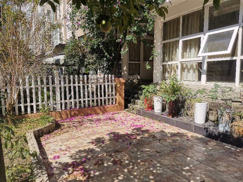 绵阳小岛花园城一期 英才学校旁 带花园 带车库 跃层式  绵阳二手房