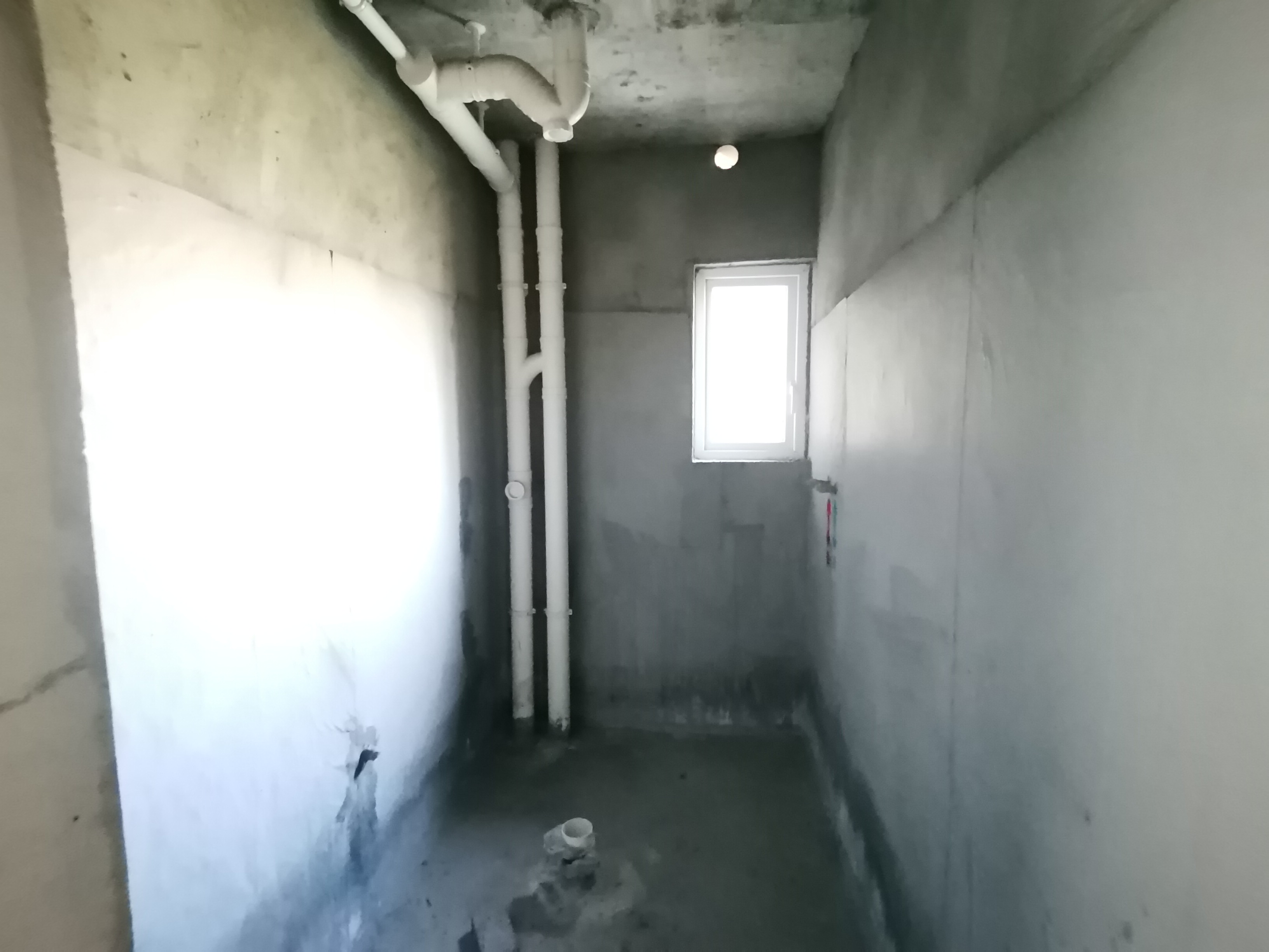 绵阳圣鼎科迩马，4室2厅2卫，104.6㎡，毛坯，售价69万 绵阳二手房
