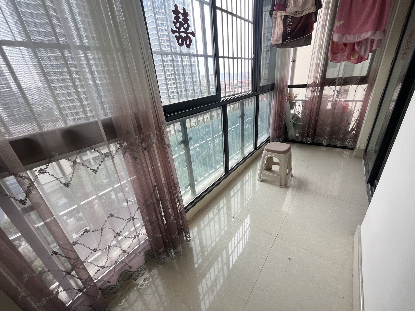 绵阳安州长虹世纪城，3室2厅1卫，89.2㎡，简装，售价73万 绵阳二手房