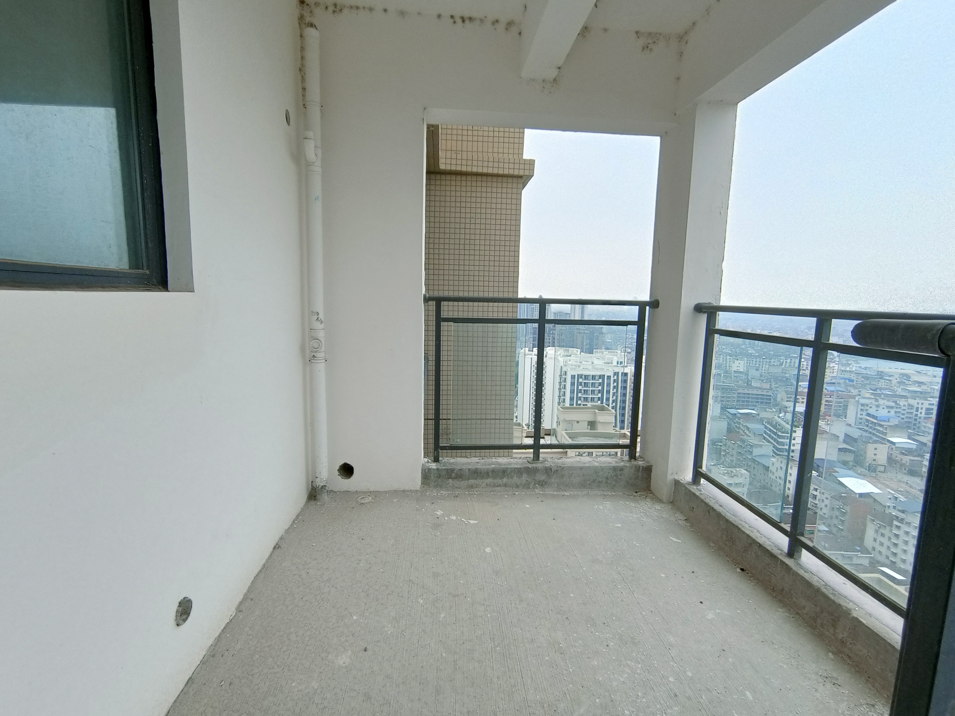 绵阳南庭御景，3室2厅2卫，105.1㎡，售价69.8万 绵阳二手房