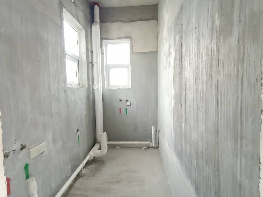 绵阳园艺山.倍特香槟华府.清水顶跃.带双露台.280万.价格可谈.带车位. 绵阳二手房