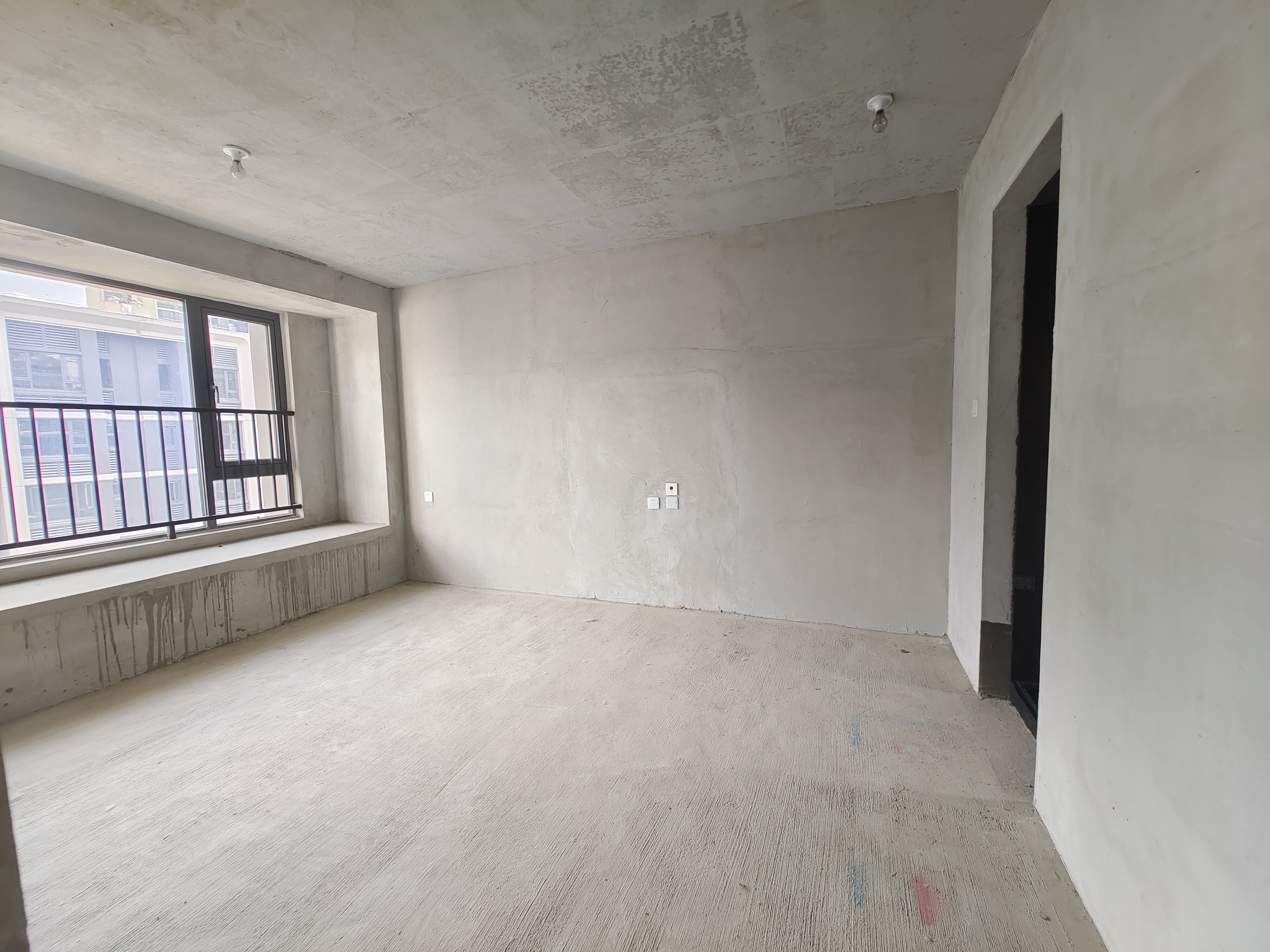 绵阳优品道&邦泰•公园府，5室3厅3卫，153㎡，毛坯，售价159万 绵阳二手房