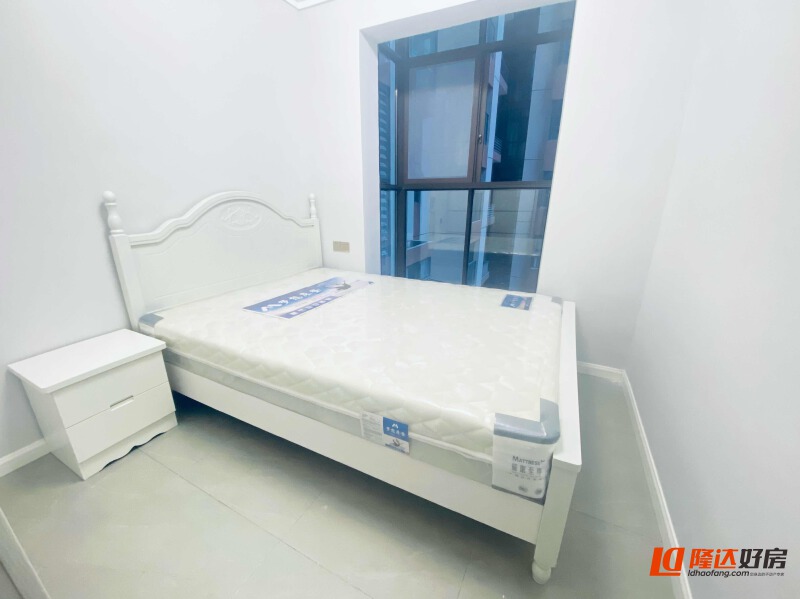 绵阳经开区 万达观澜3房2200元/月 绵阳租房