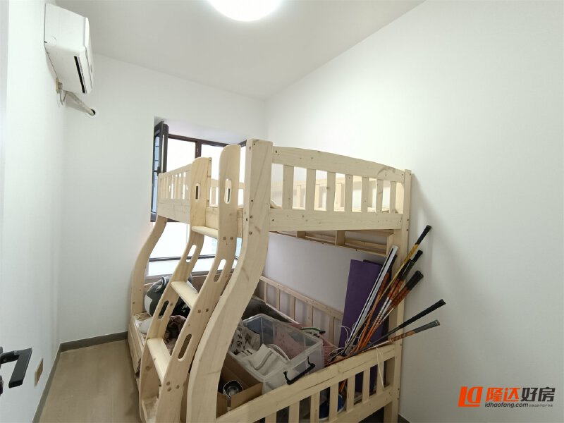 绵阳一线江景房 三江启航学校 万达CBD 楼层视野好 诚心出售 绵阳二手房
