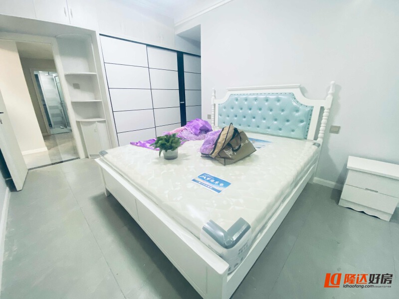 绵阳经开区 万达观澜3房2200元/月 绵阳租房