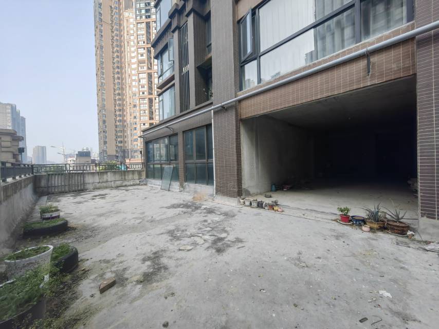 绵阳稀缺露台/经开区环境最好楼盘/改善品质/比同户型房间尺寸更大/ 绵阳二手房