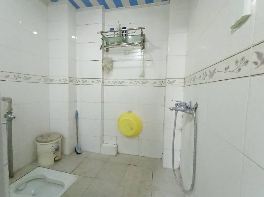 绵阳兴发翰林居，3室2厅2卫，121.84㎡，售价85万 绵阳二手房