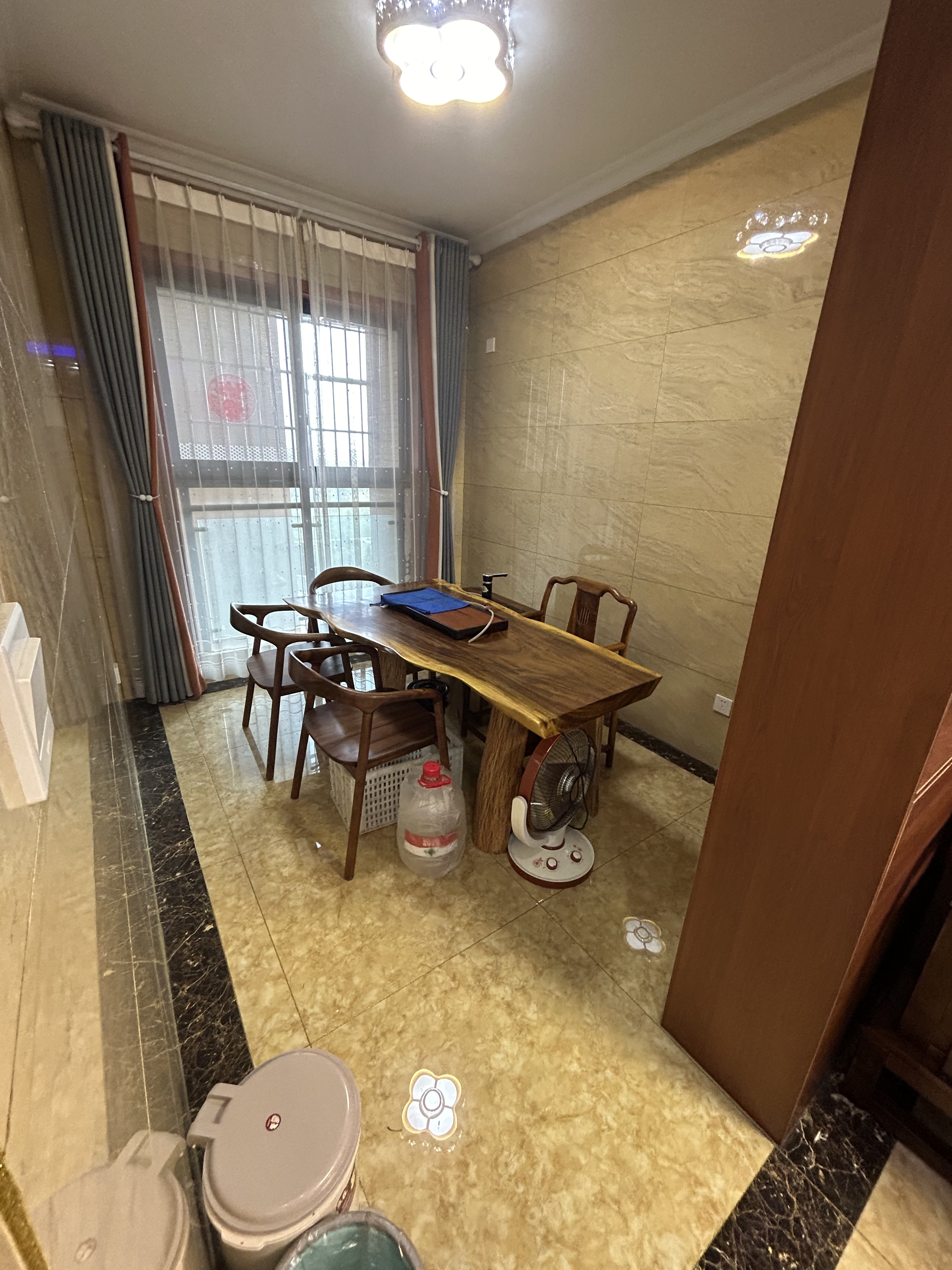绵阳安州区 海珂花郡 装修大四室  拎包入住 看房方便 绵阳二手房