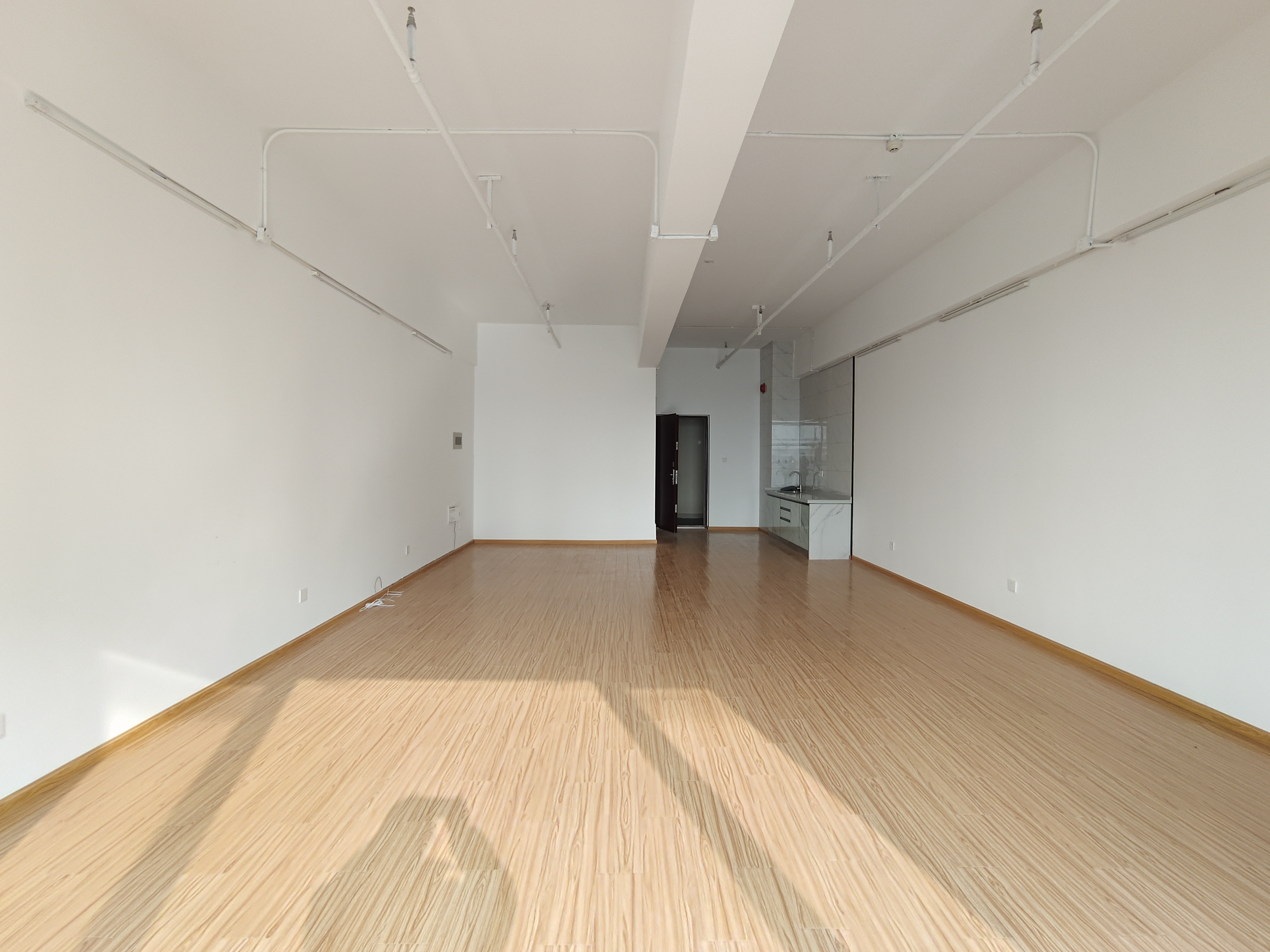 绵阳万达SOHO，91.00㎡，普装，租金2200.00元/月 绵阳二手房