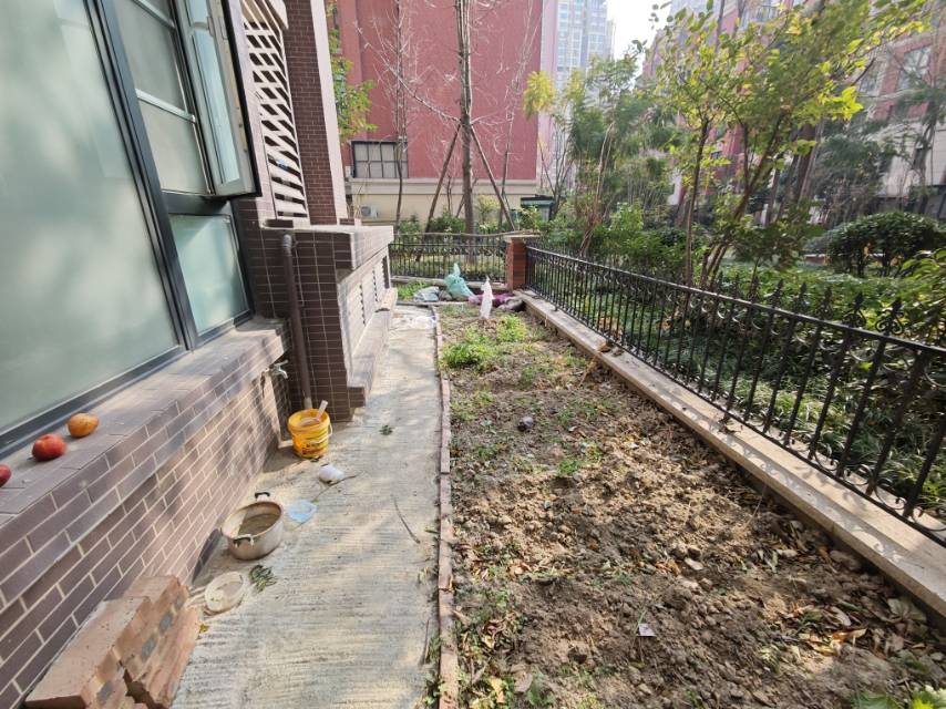 绵阳三江实验学校 全屋地暖4房2卫  转角大花园 阳光好 绵阳二手房