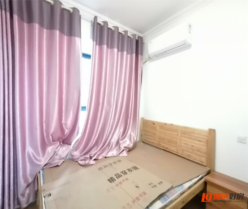 绵阳塘汛片区 万达华府三房1800元/月 绵阳租房