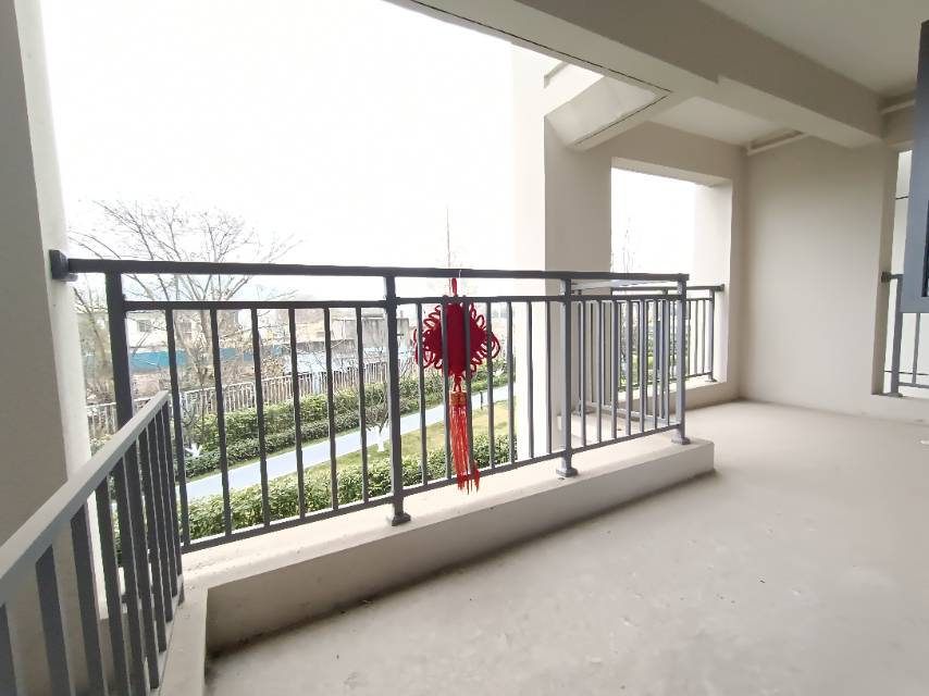 绵阳港式横厅.清水三房双卫.73万.性价比高 绵阳二手房