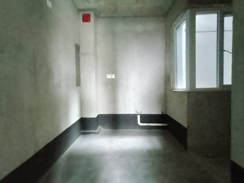 绵阳港式横厅.清水三房双卫.73万.性价比高 绵阳二手房