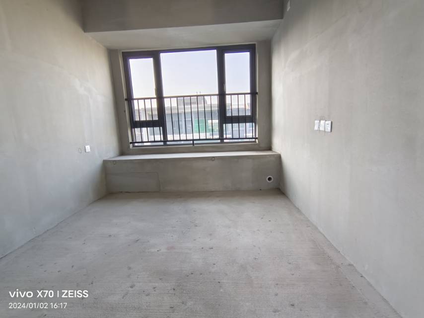 绵阳优品道&邦泰•公园府，5室3厅3卫，153.00㎡，毛坯，售价142万 绵阳二手房
