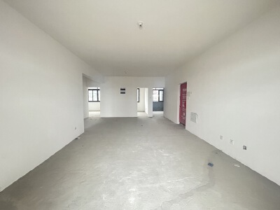 聚贤山庄，4室2厅2卫，127.69㎡，毛坯，售价134万