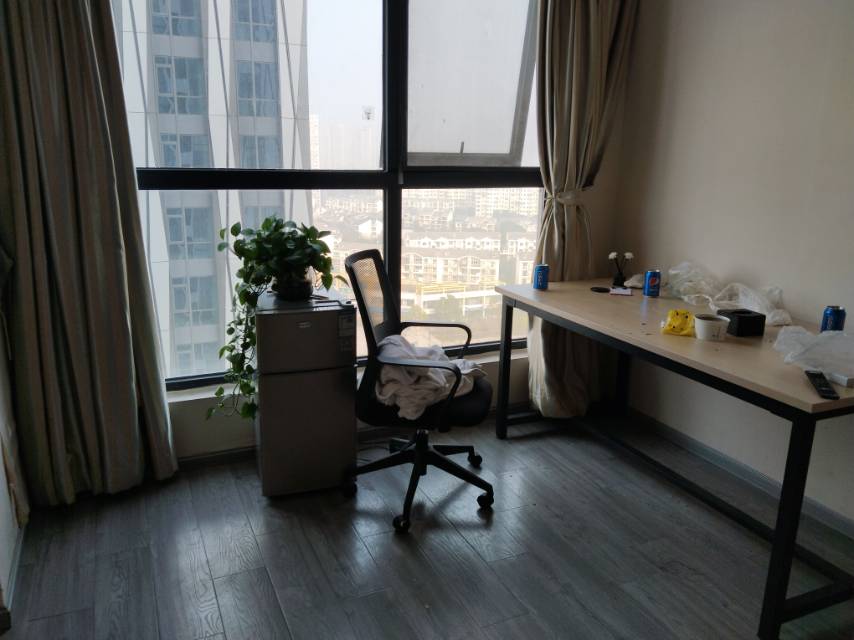 绵阳经开区 万达SOHO0房1200元/月 绵阳租房