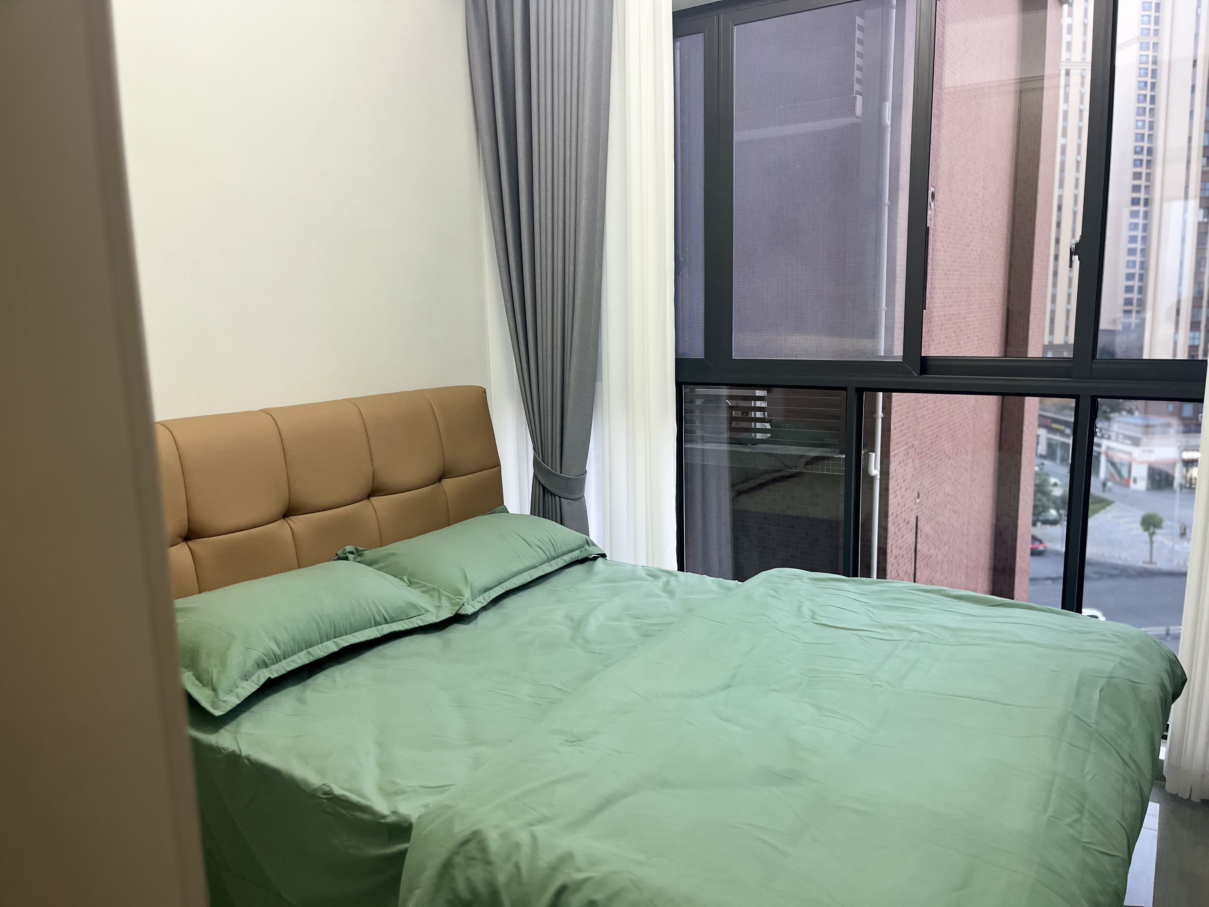 绵阳安州区 江与城 精装大四室 拎包入住 看房方便 绵阳二手房