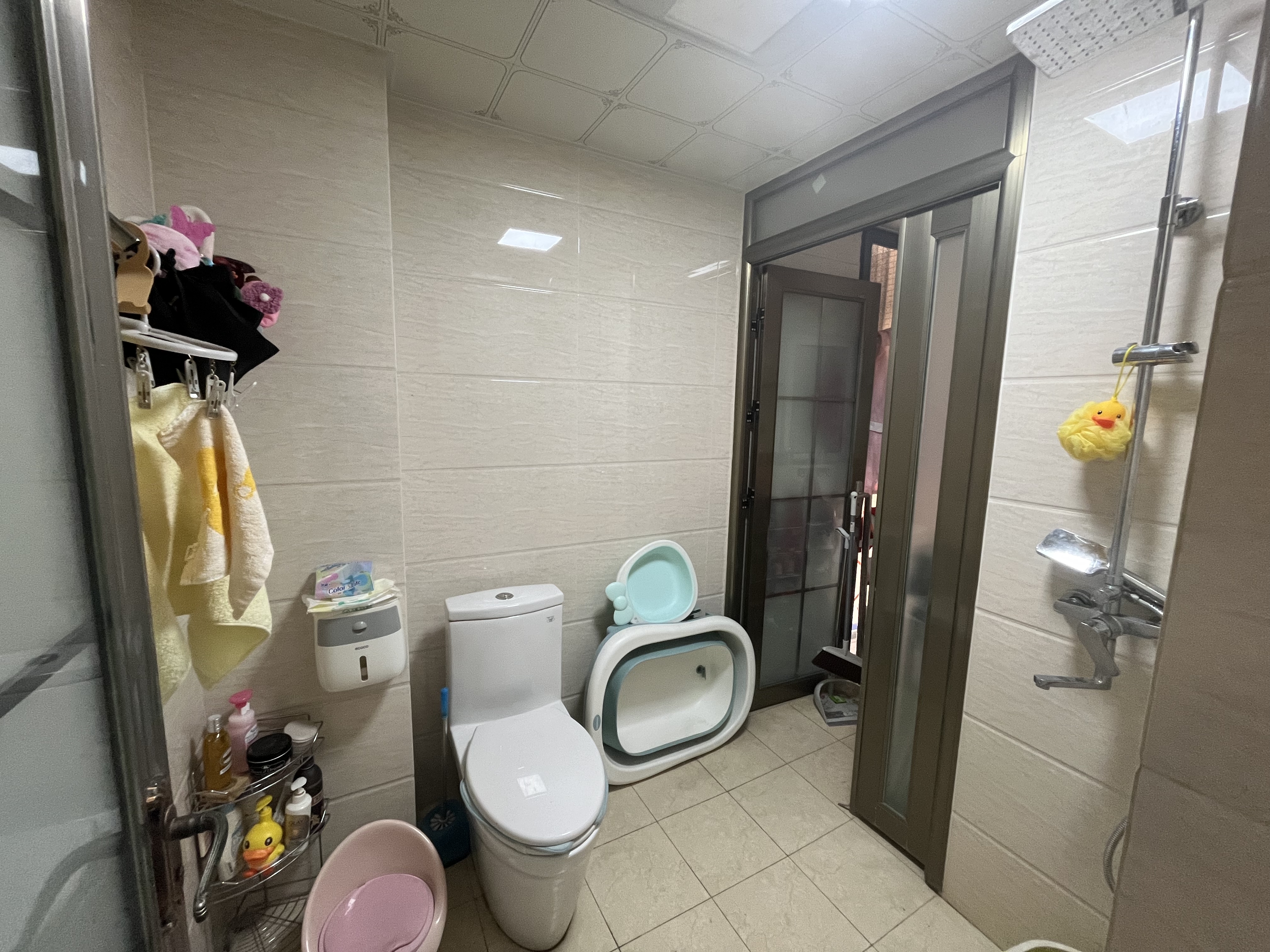 绵阳长兴星城.顶跃带露台花园.精装套四.有车位.直接入住. 绵阳二手房