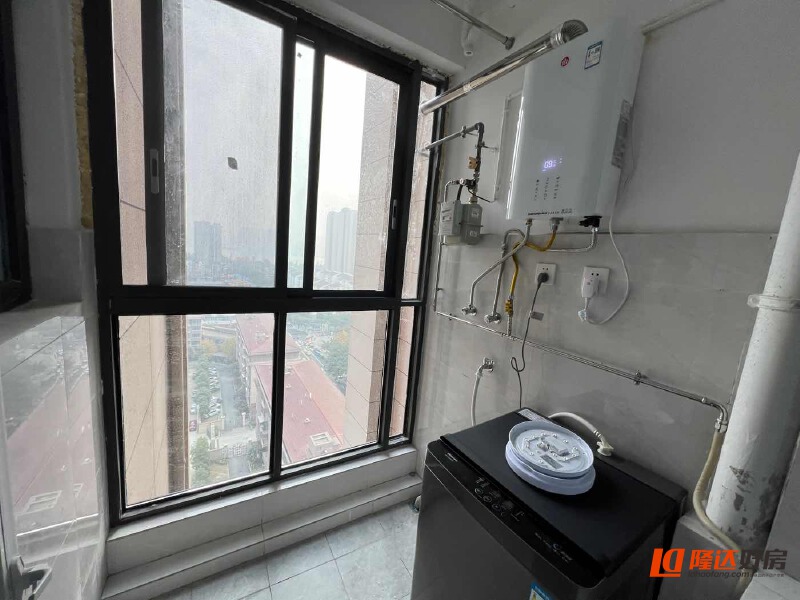 绵阳同立·中央23街区，3室2厅2卫，109.00㎡，精装，租金 1600.00元/月 绵阳租房
