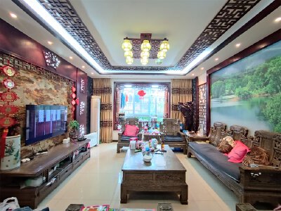 高新区 时代名城一二期4房86万