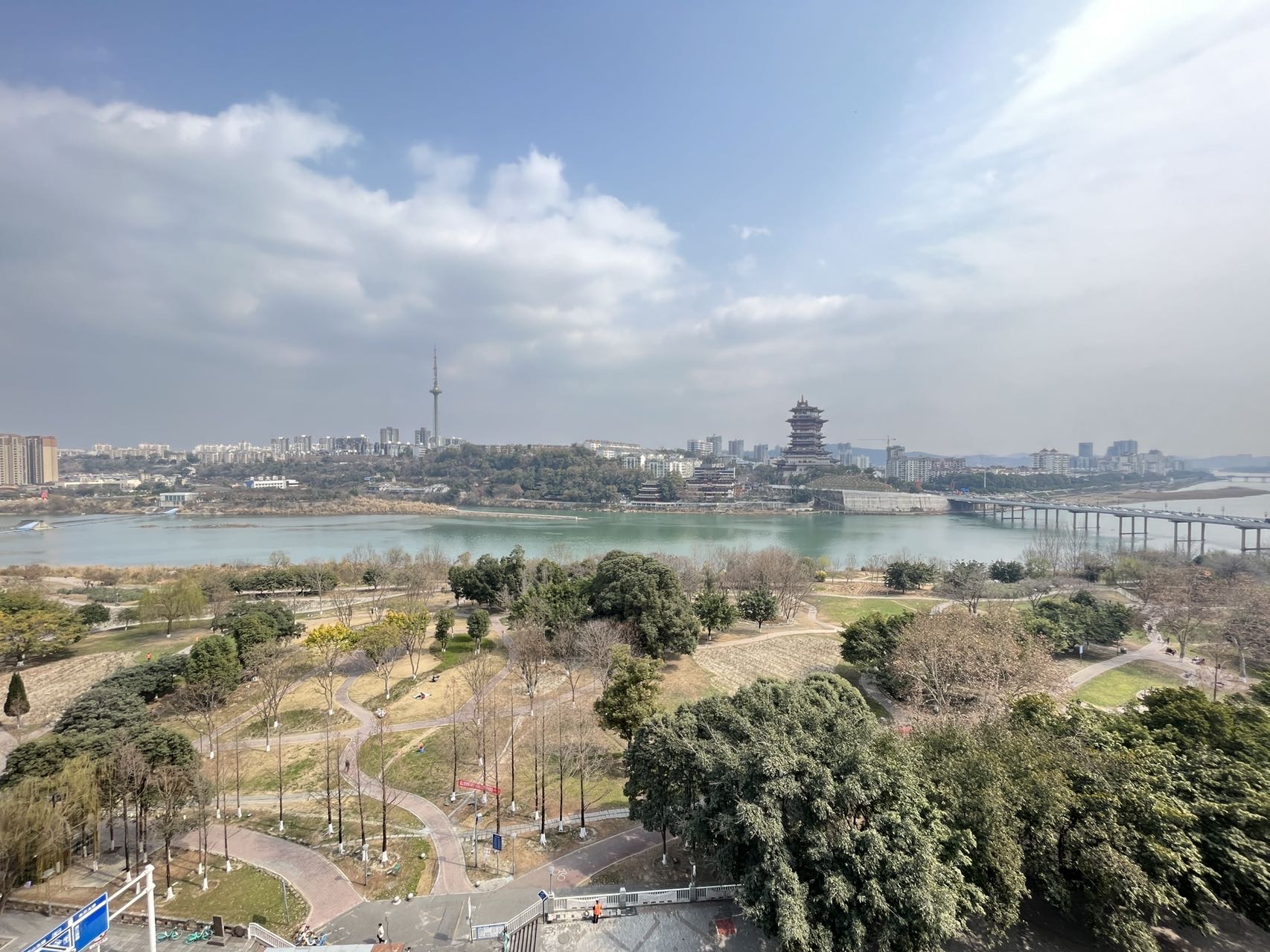 绵阳市中心｜正临江｜三房双卫 绵阳二手房