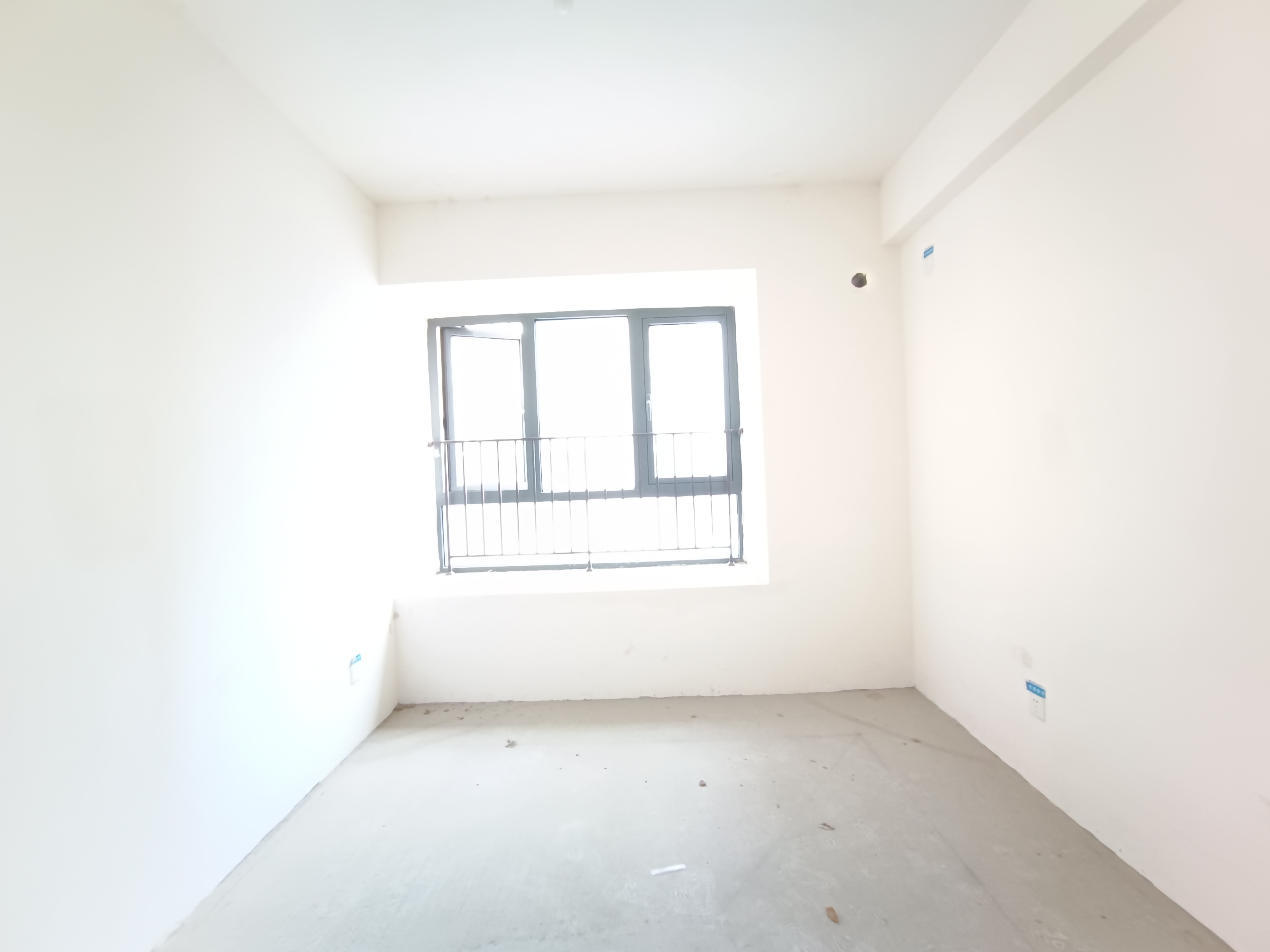 绵阳十全十美正临江景4房 公园万达 三江启航都在楼下 方正四叶草 超大观景阳台 绵阳二手房