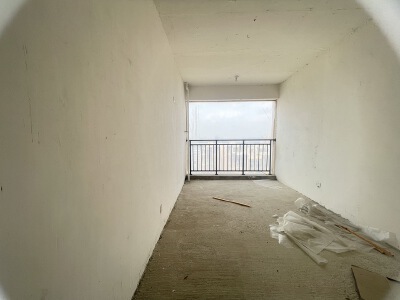 金海阳光里，3室2厅2卫，106㎡，毛坯，售价101万