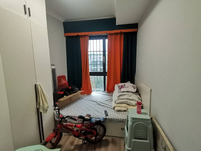 绵阳安州区 普罗旺斯 精装四室 拎包入住 看房方便 绵阳二手房