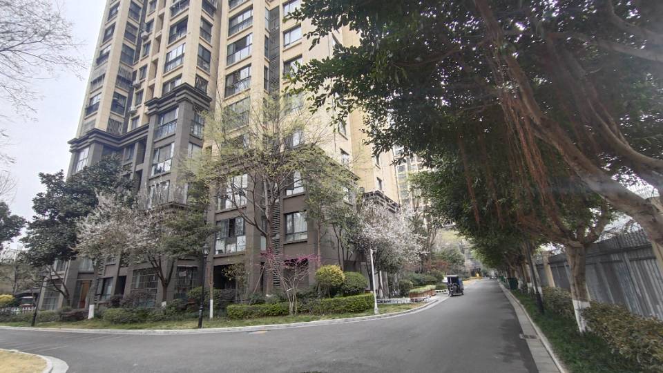 绵阳小岛英才学校旁 东原长洲两室出租 绵阳租房