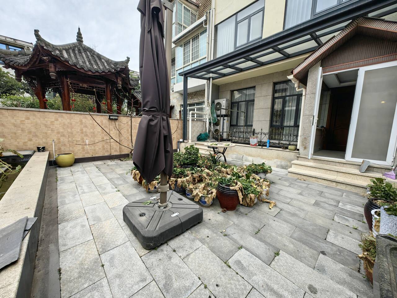 绵阳小岛花园三期，5室3厅4卫，353㎡，售价580万 绵阳二手房