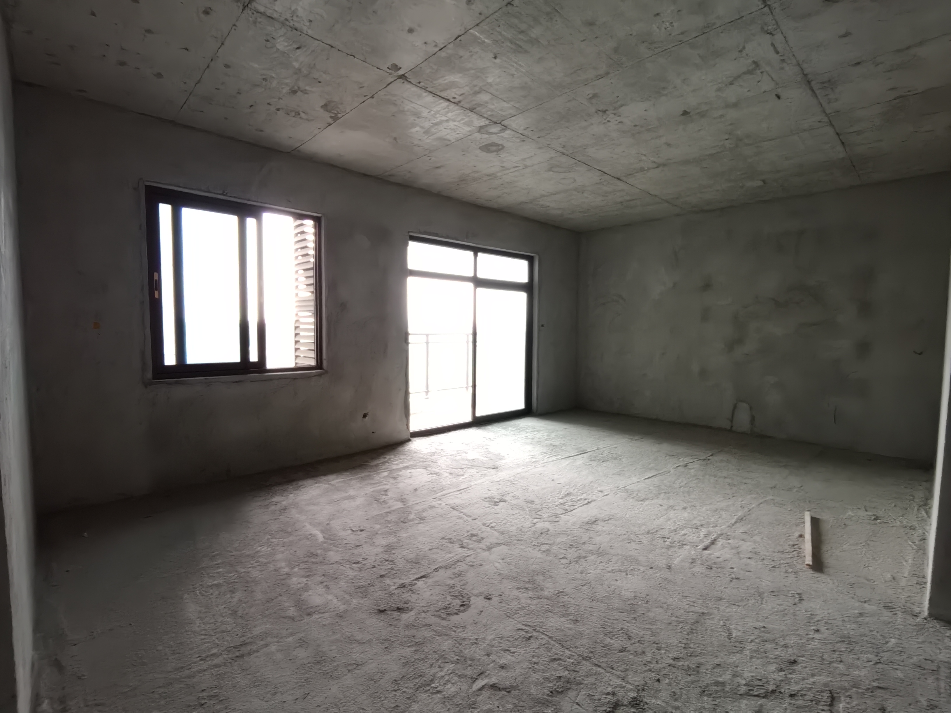 绵阳利奥·观澜盛景，3室2厅2卫，116.91㎡，毛坯，售价160.0966万 绵阳二手房