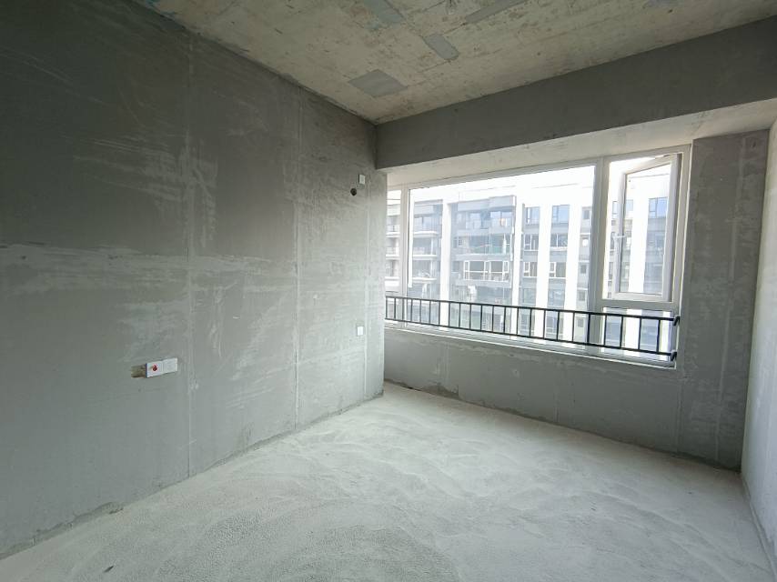 绵阳朝南3室2厅2卫  实景现房  没有税费  详情评论或私信 绵阳二手房