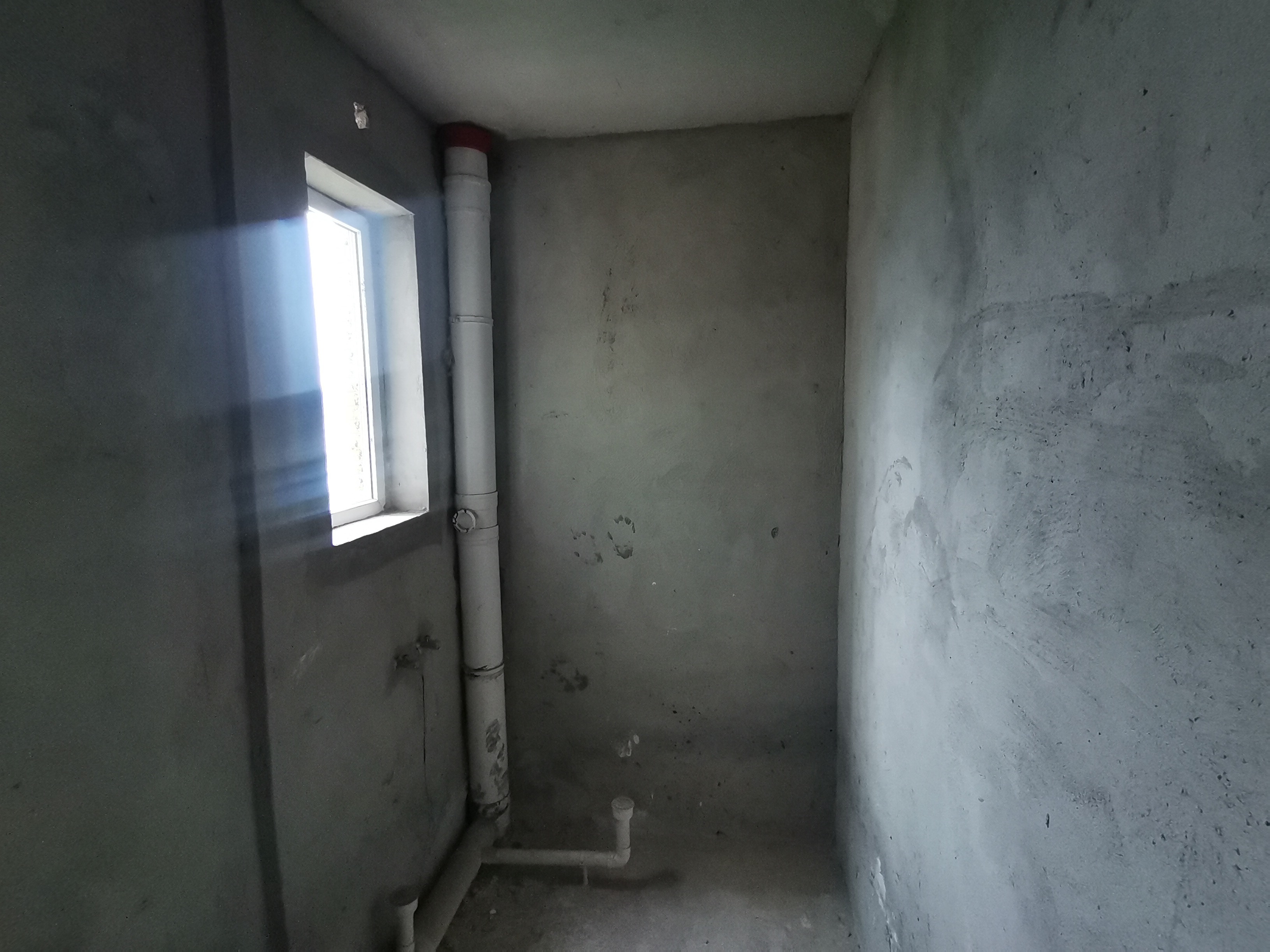 绵阳白鹤林四期，3室2厅2卫，107㎡，毛坯，售价42万 绵阳二手房