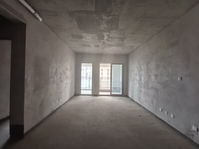 三房双卫附带车位两个｜朝南视野开阔