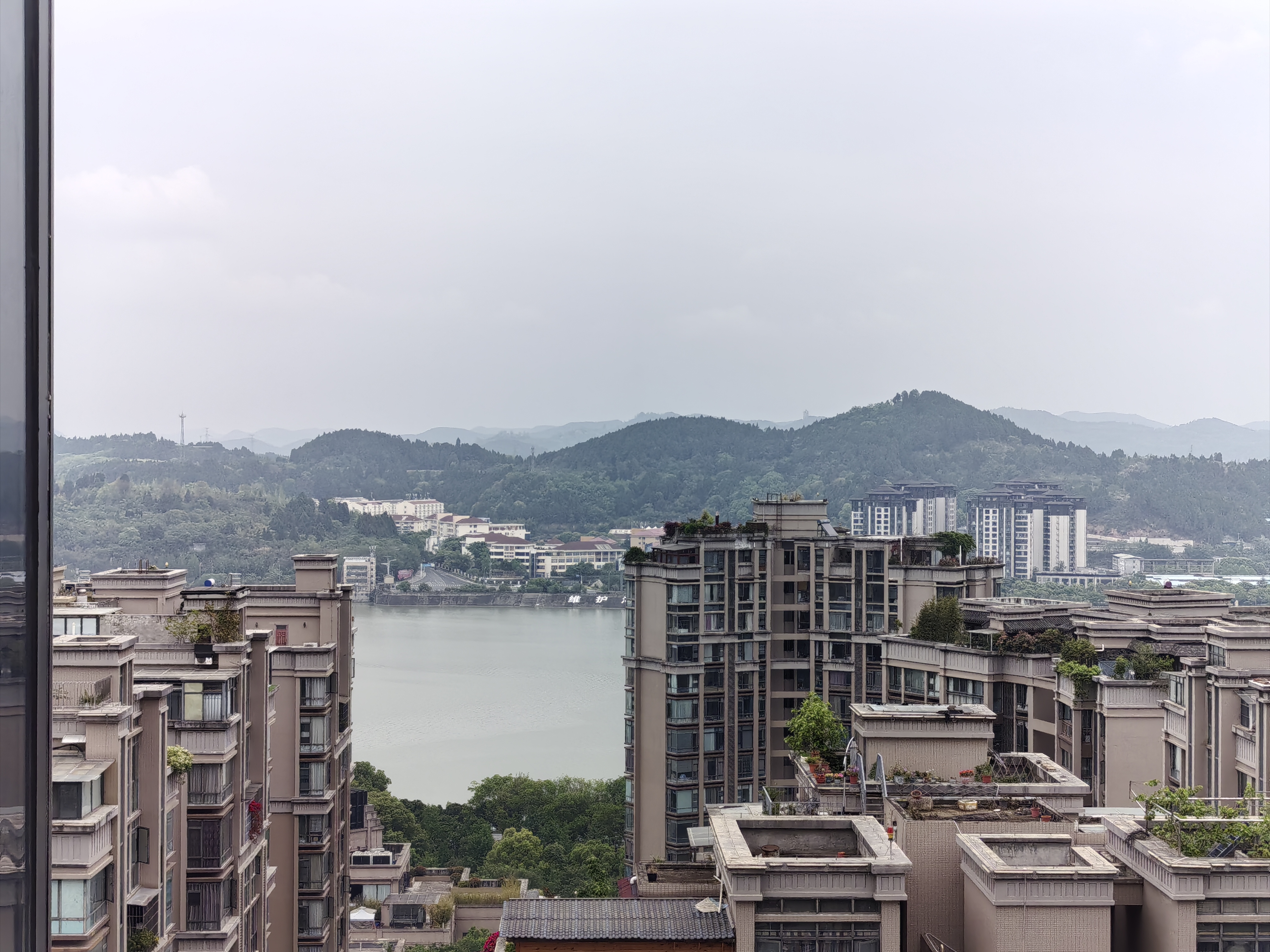 绵阳三房双卫附带车位两个｜朝南视野开阔 绵阳二手房