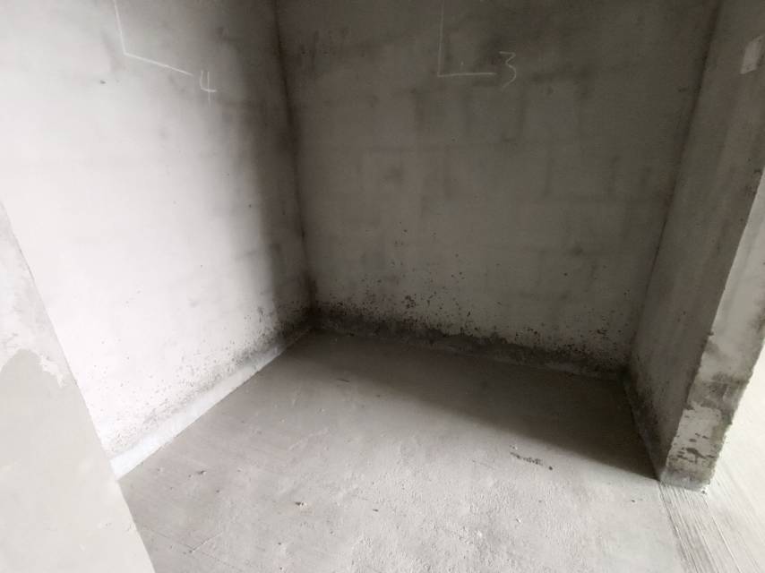 绵阳未名湖畔，4室2厅2卫，147㎡，售价165万 绵阳二手房