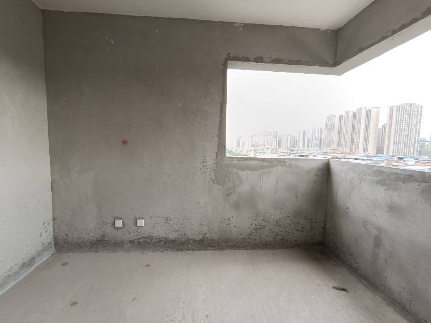 绵阳涪城万达附近 68万新房3室大阳台  楼层巴适 证在手无抵押 绵阳二手房