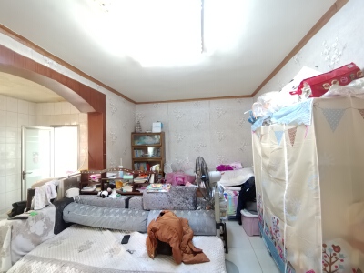 银峰小区，2室2厅1卫，59.87㎡，普装，售价16.00万