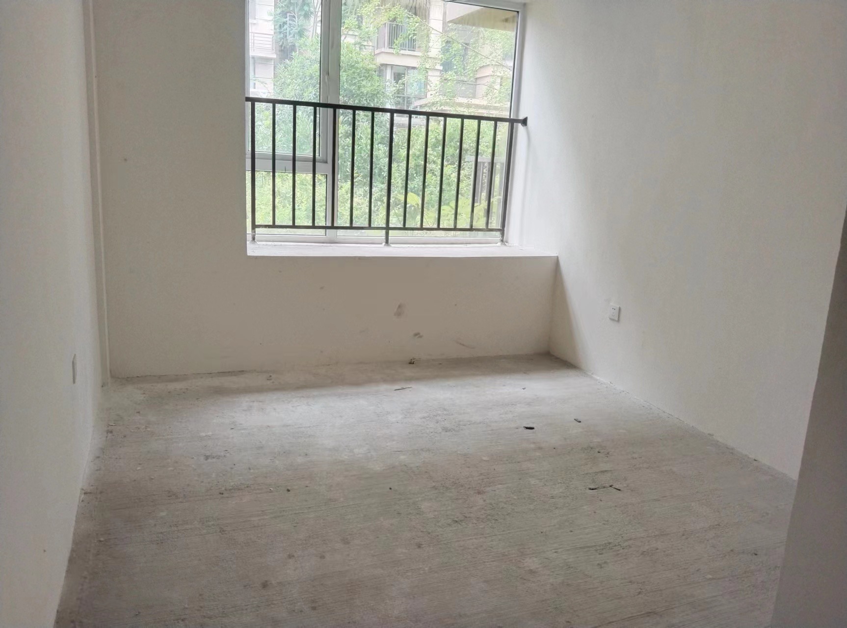 绵阳中梁御府，3室2厅2卫，103.69㎡，毛坯，售价73万 绵阳二手房