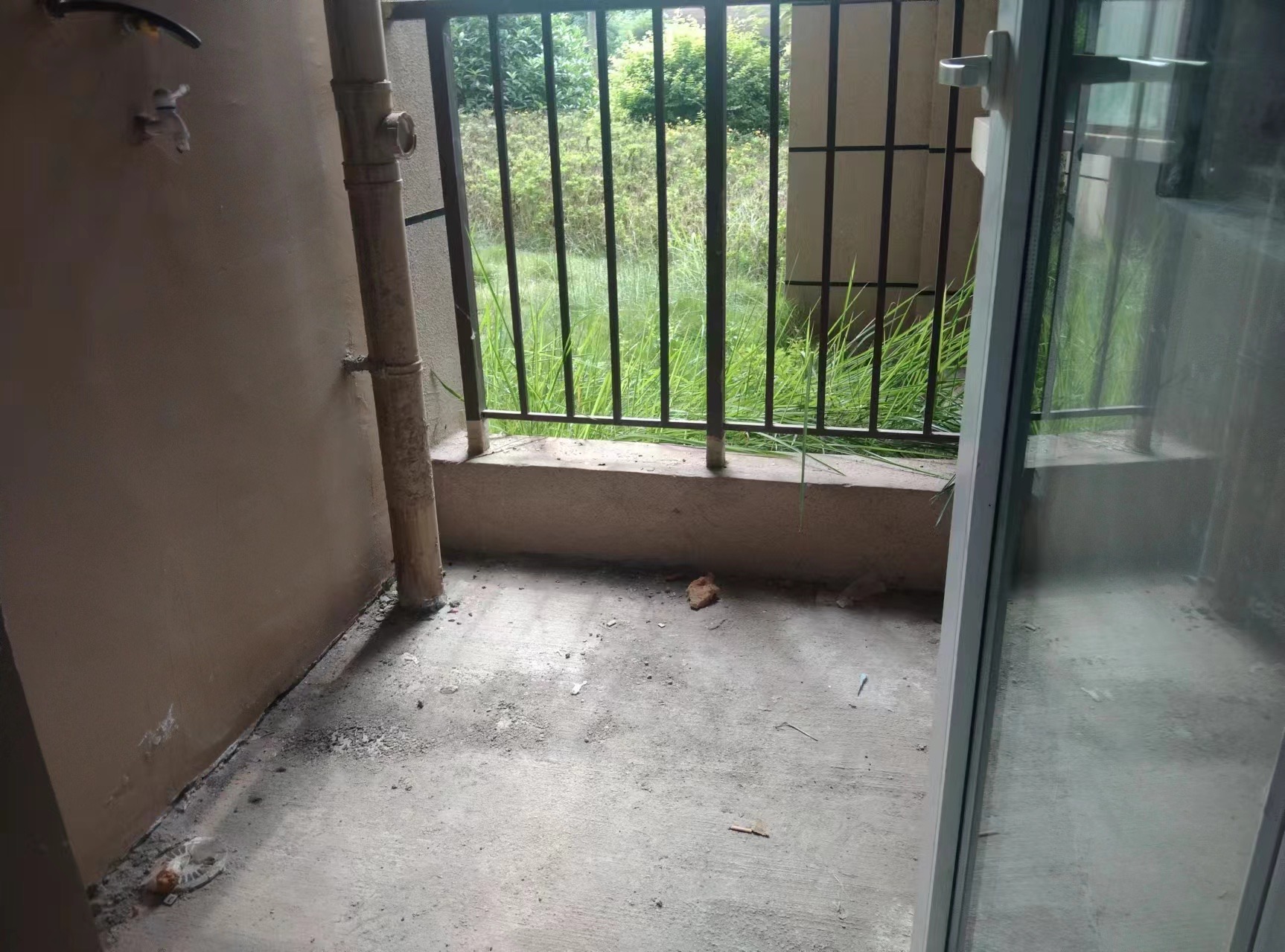 绵阳中梁御府，3室2厅2卫，103.69㎡，毛坯，售价73万 绵阳二手房