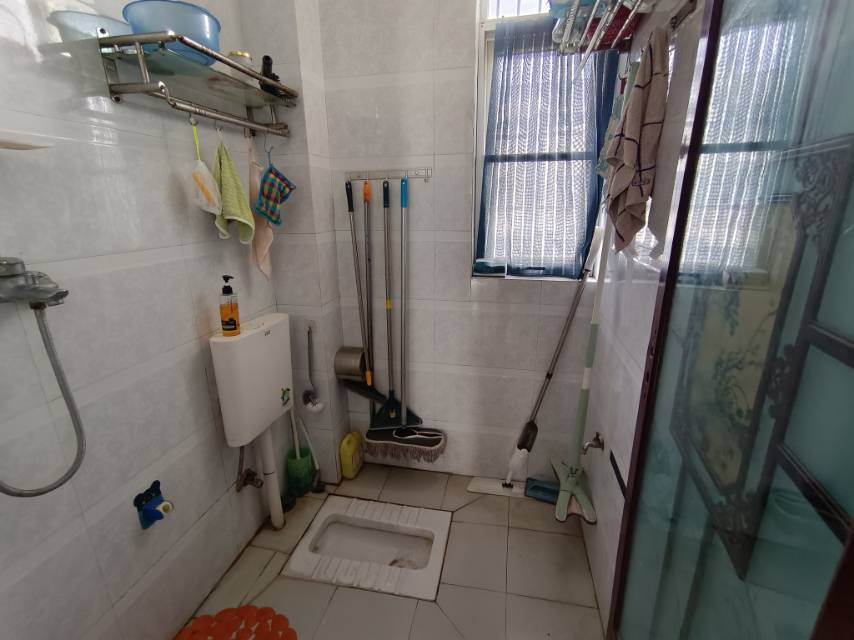 绵阳新城一号，2室2厅1卫，64㎡，售价30万 绵阳二手房