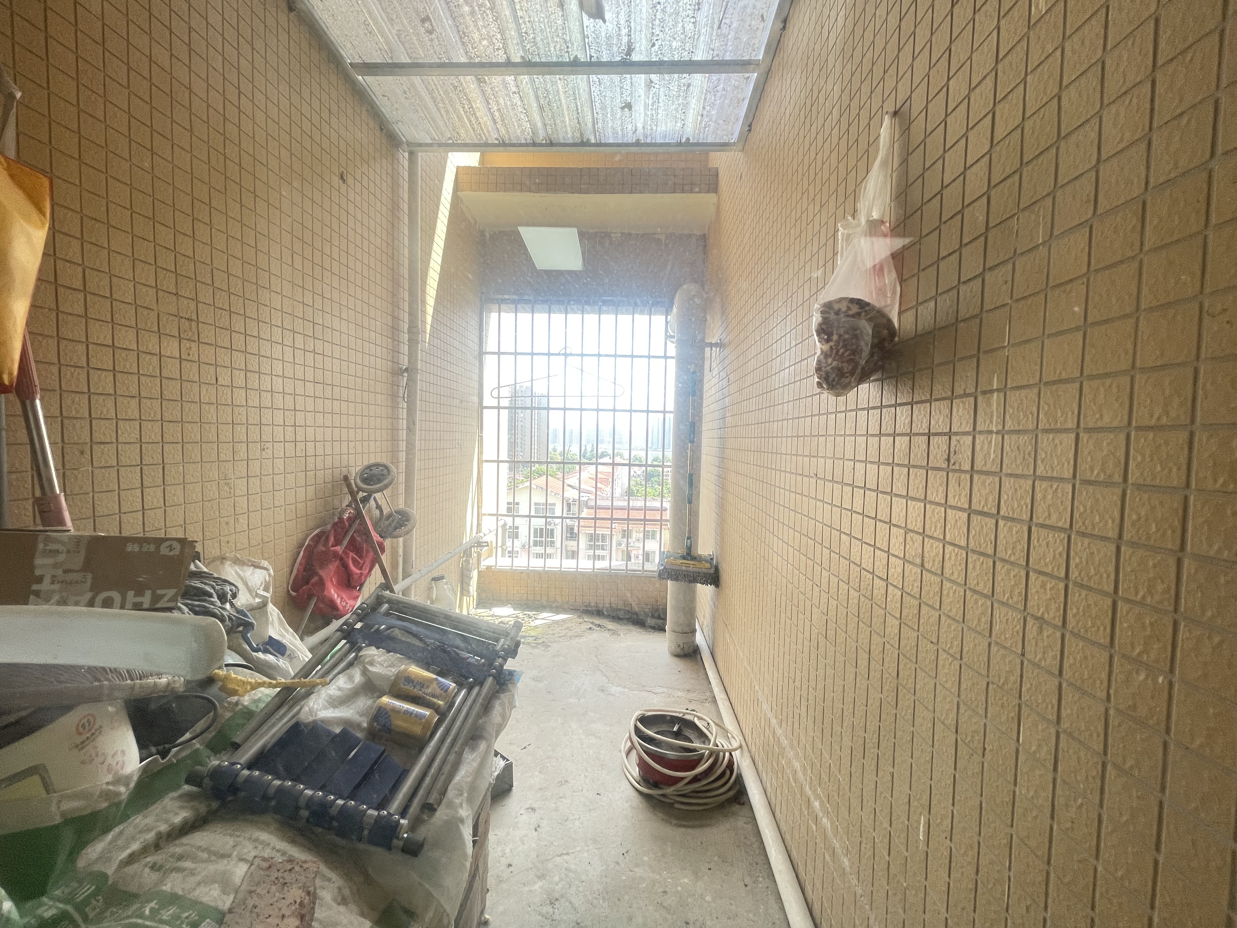 绵阳龙跃三江，2室2厅1卫，84.00㎡，精装，租金1200.00元/月 绵阳租房